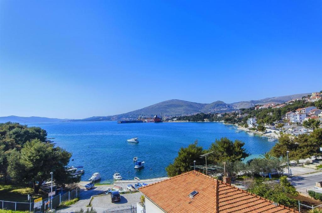 Three Bedroom Apartment With Amazing Sea View Trogir Extérieur photo